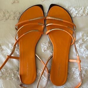Tori Burch size 9.5M Split Mignon Strappy Sandal never worn!!